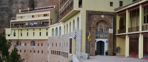 ab903a4c589c8f1cc5f99705749facd328205357_the_holy_monastery_of_the_great_cave_kalavrita_3.jpg